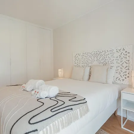 Modern Pilar By Homing Βίλα Νόβα ντε Γκάια